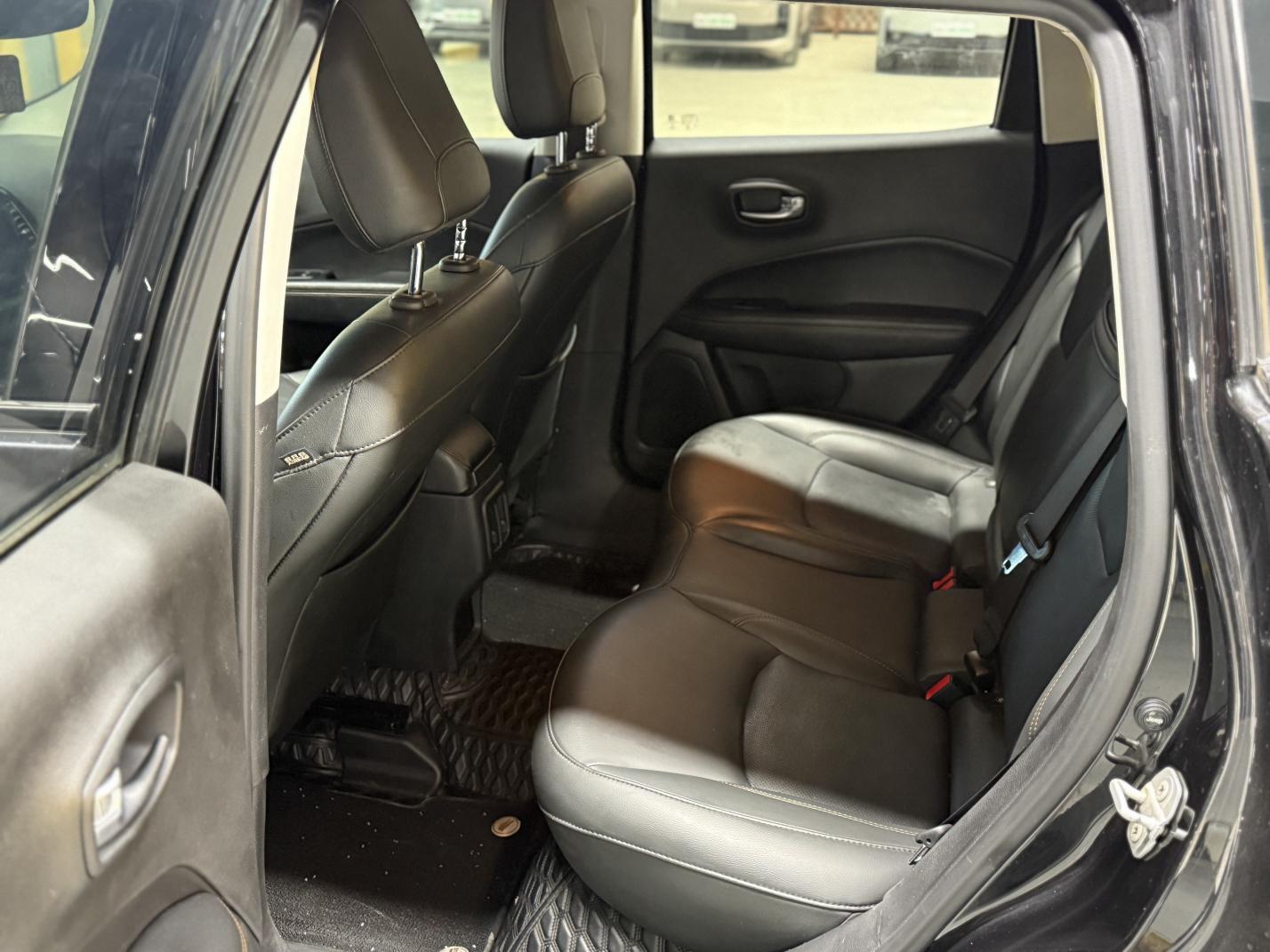 Jeep Compass 2019 220T Auto