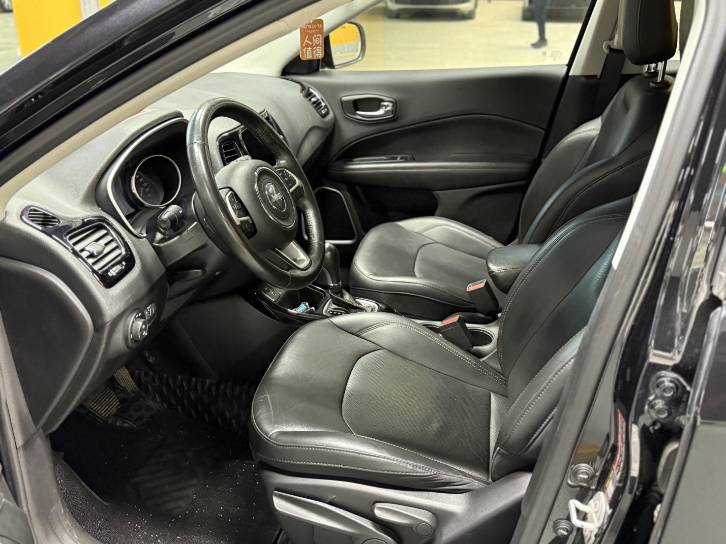 Jeep Compass 2019 220T Auto