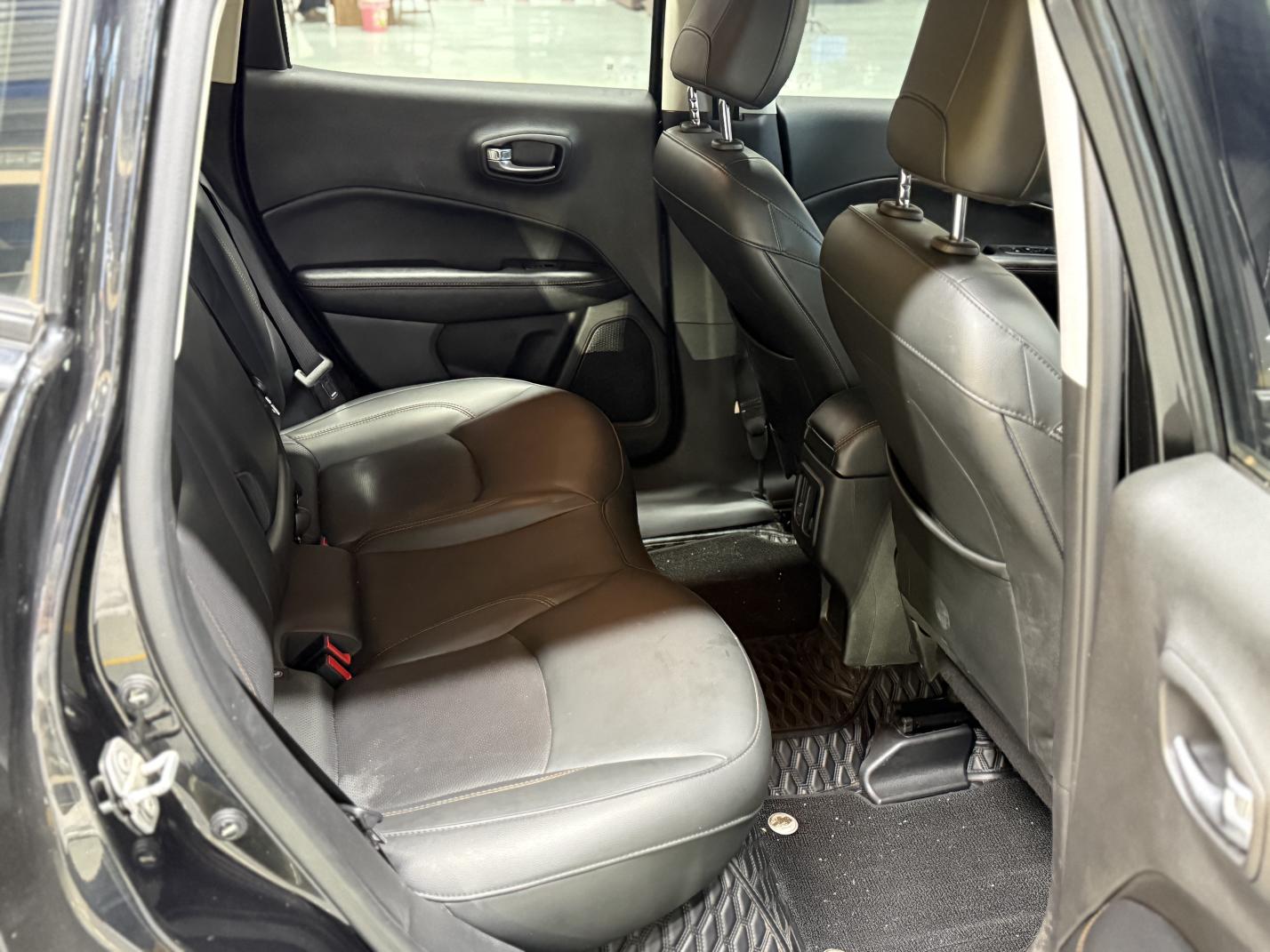 Jeep Compass 2019 220T Auto