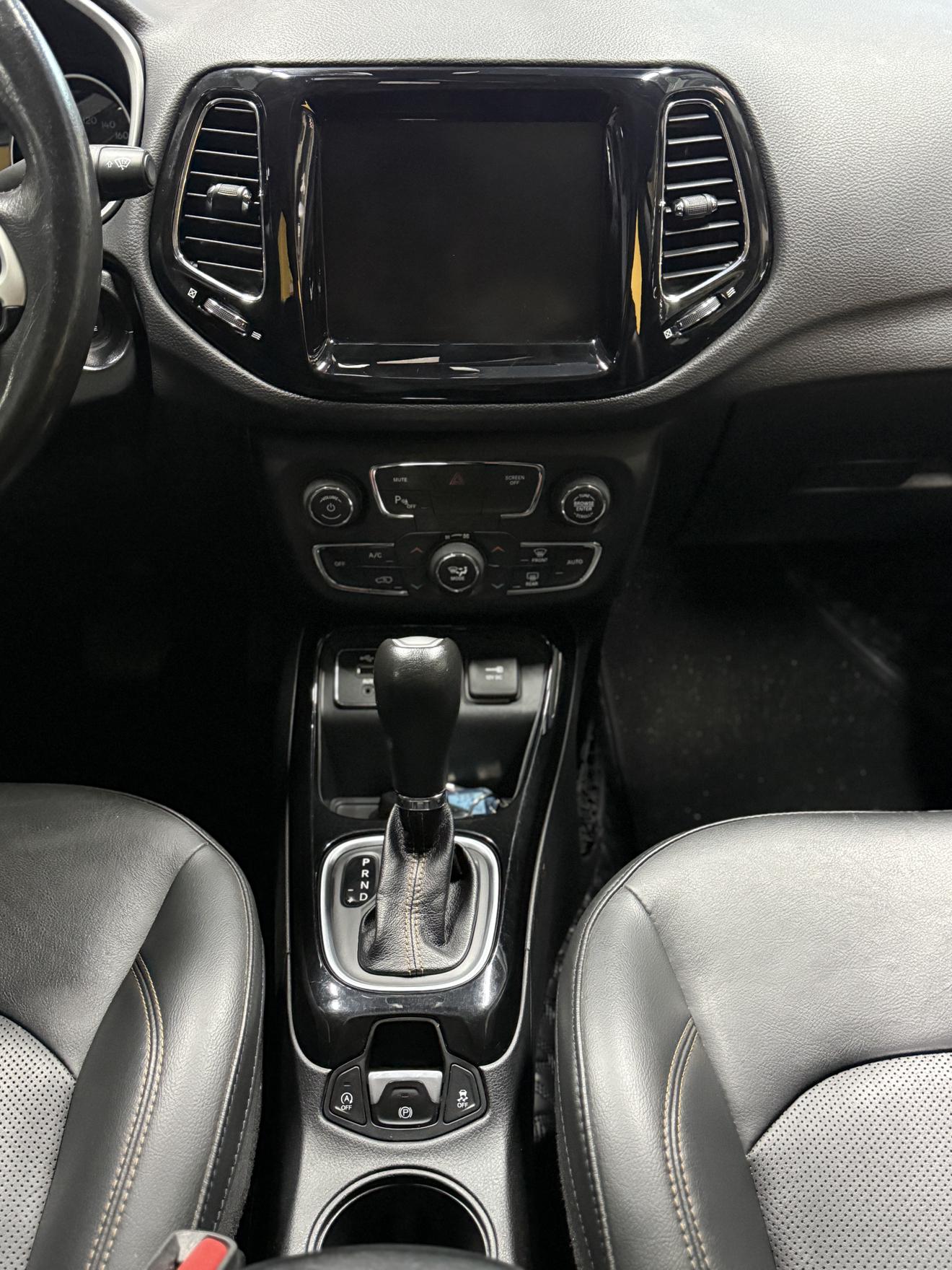 Jeep Compass 2019 220T Auto