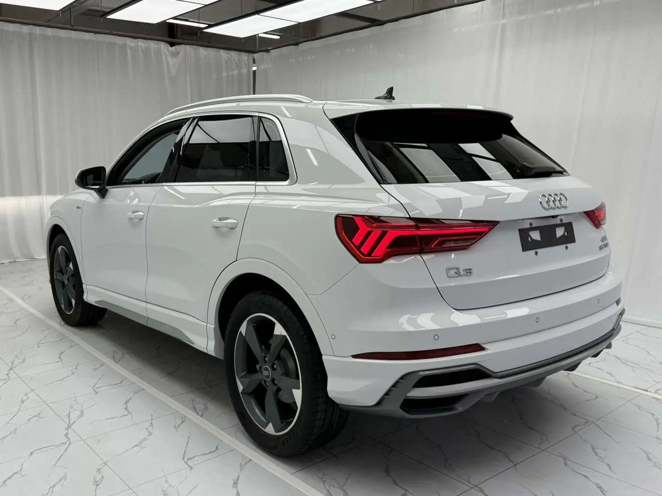 Audi Q3 2023 35 TFSI Dynamic Fashion