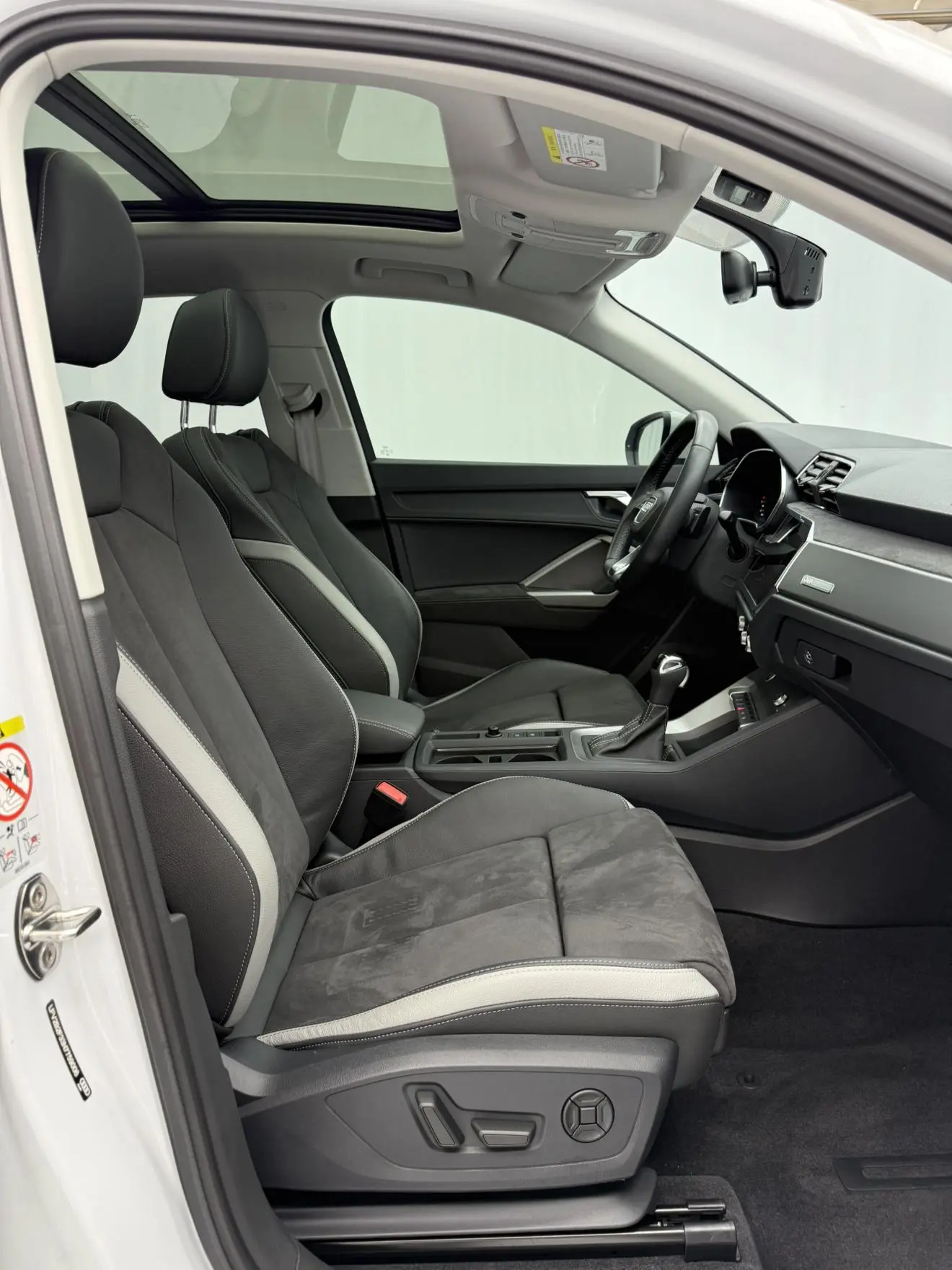 Audi Q3 2023 35 TFSI Dynamic Fashion