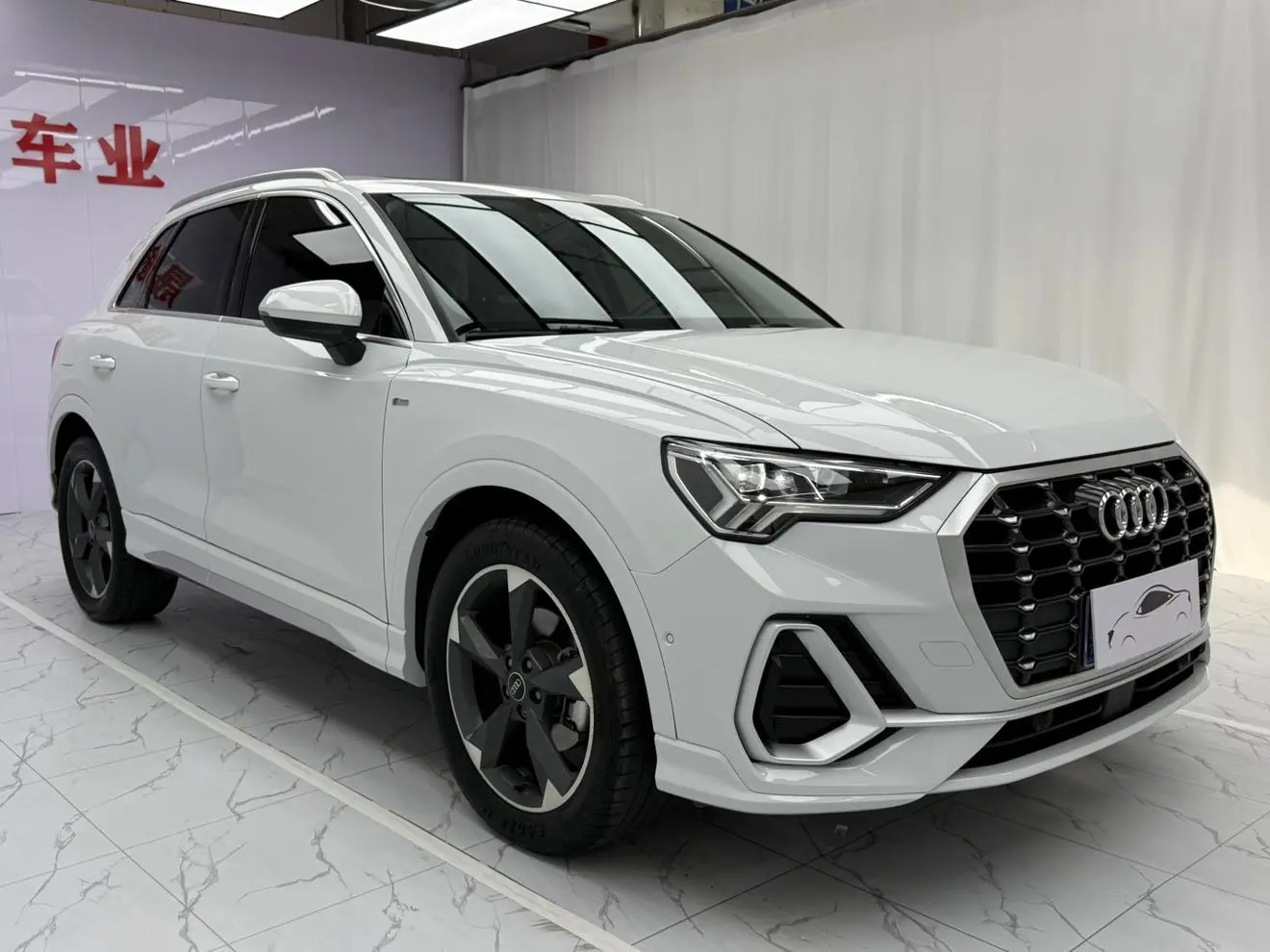 Audi Q3 2023 35 TFSI Dynamic Fashion
