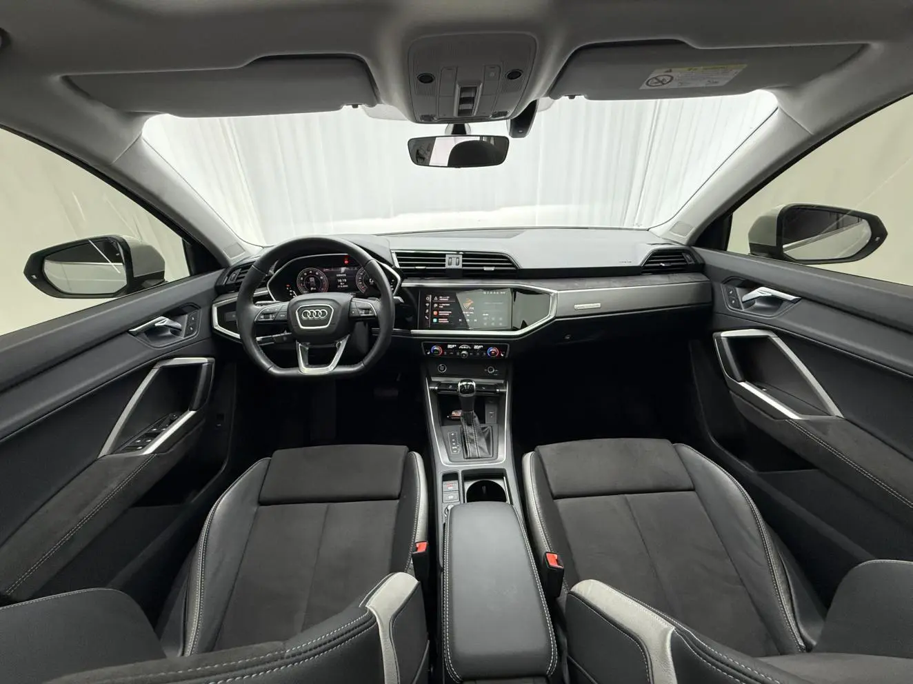 Audi Q3 2023 35 TFSI Dynamic Fashion