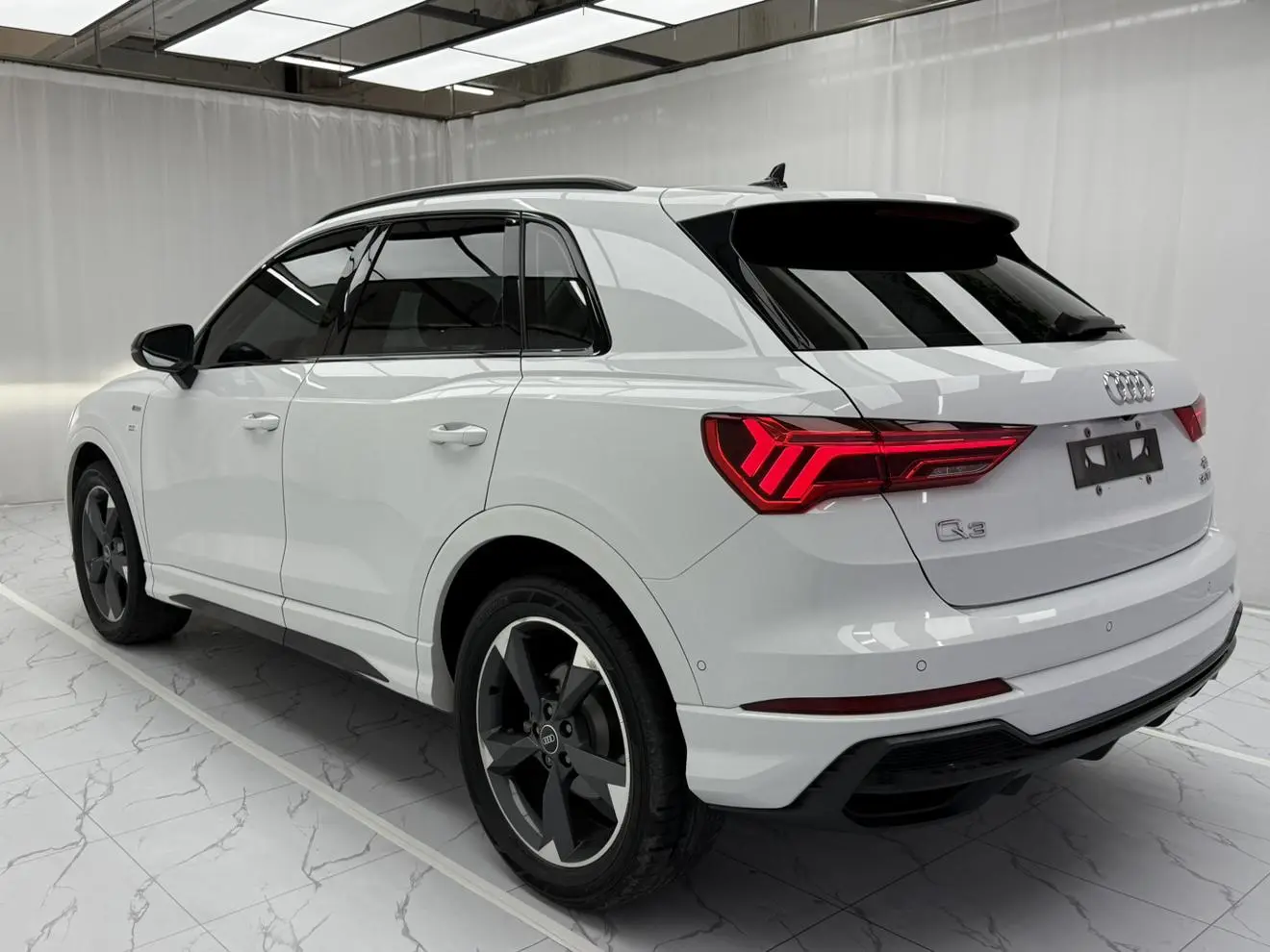 Audi Q3 2022 35 TFSI Dynamic Fashion