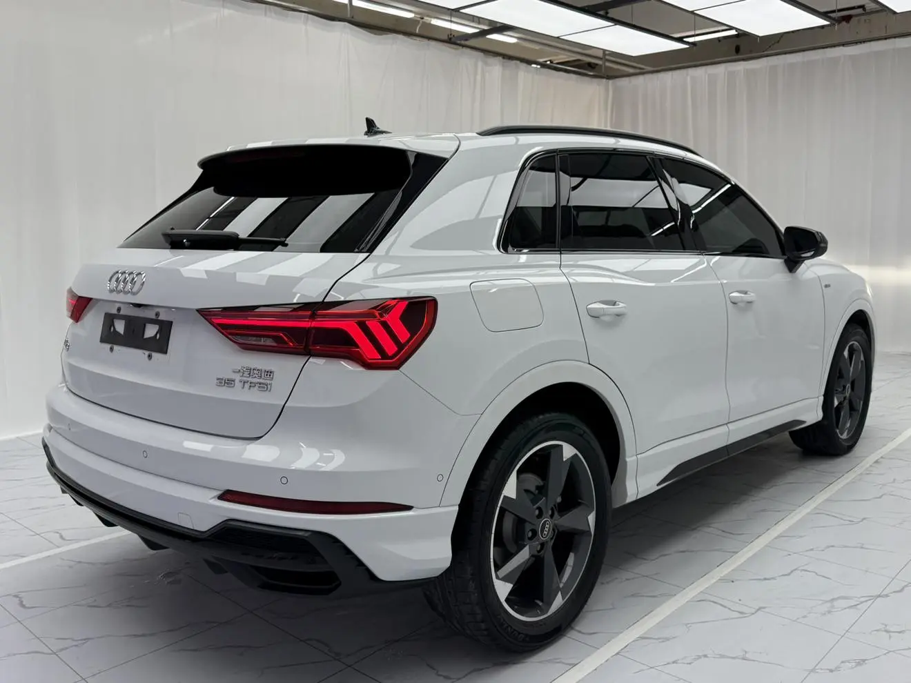 Audi Q3 2022 35 TFSI Dynamic Fashion