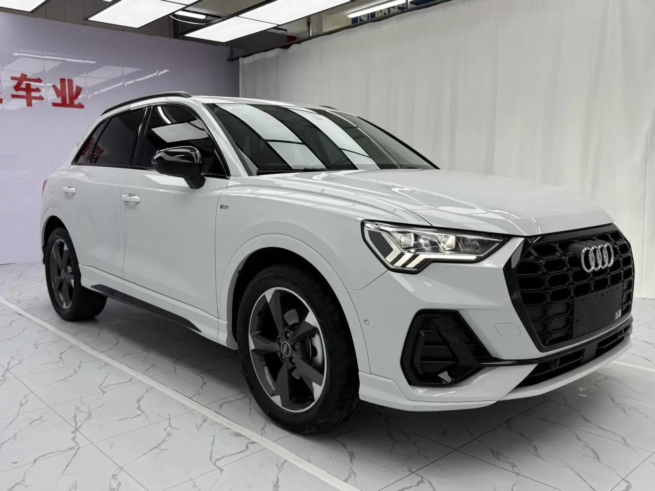 Audi Q3 2022 35 TFSI Dynamic Fashion