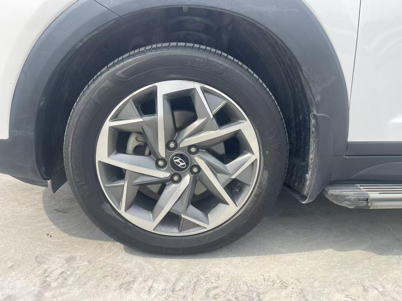 Hyundai Tucson 2019 280TGDi DCT 2WD Smart Connected China VI