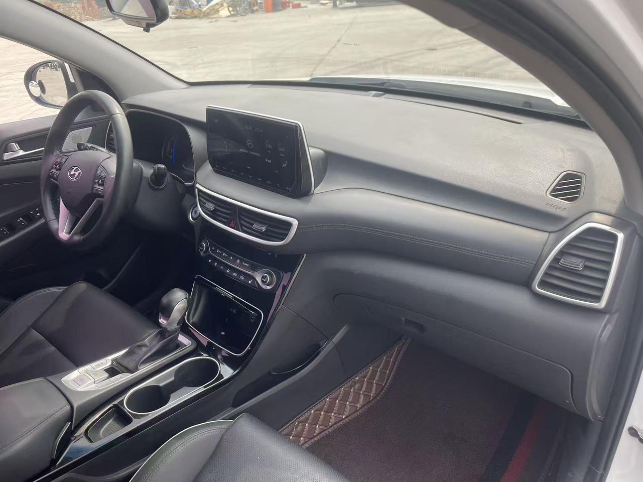 Hyundai Tucson 2019 280TGDi DCT 2WD Smart Connected China VI