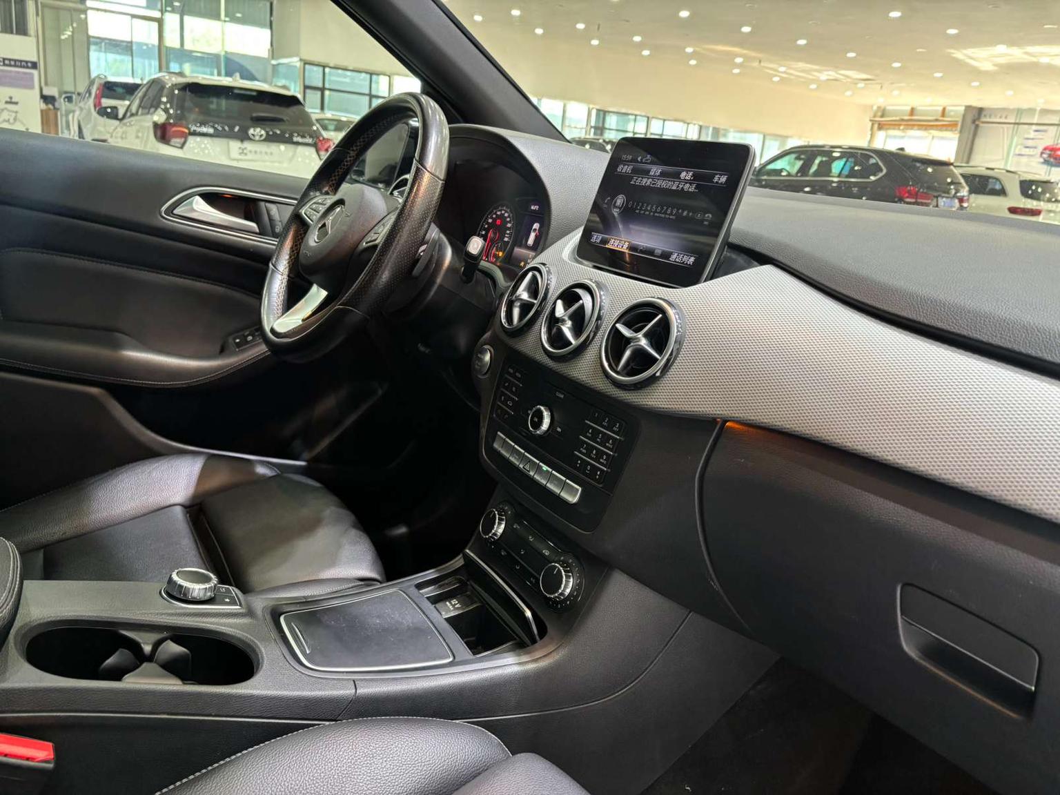 Mercedes-Benz B Class 2019 B 200 Dynamic