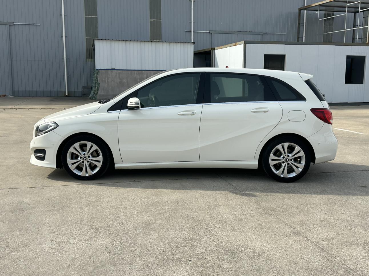 Mercedes-Benz B Class 2019 B 200 Dynamic