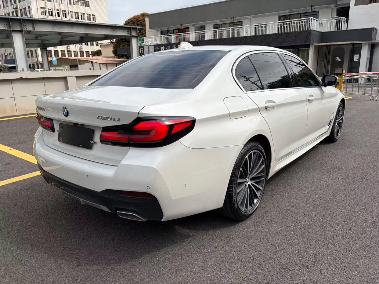 BMW 5 Series 2022 Facelift 530Li Leading M Sport Package