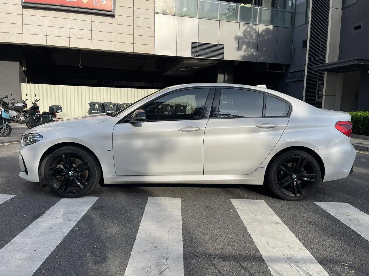 BMW 1 Series 2021 125i M Sport Shadow Night