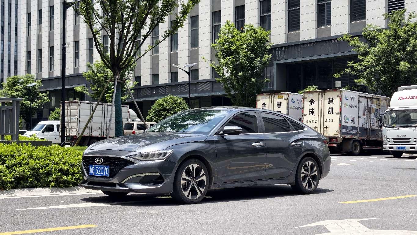 Hyundai 2021 280TGDi DCT DLX Luxury
