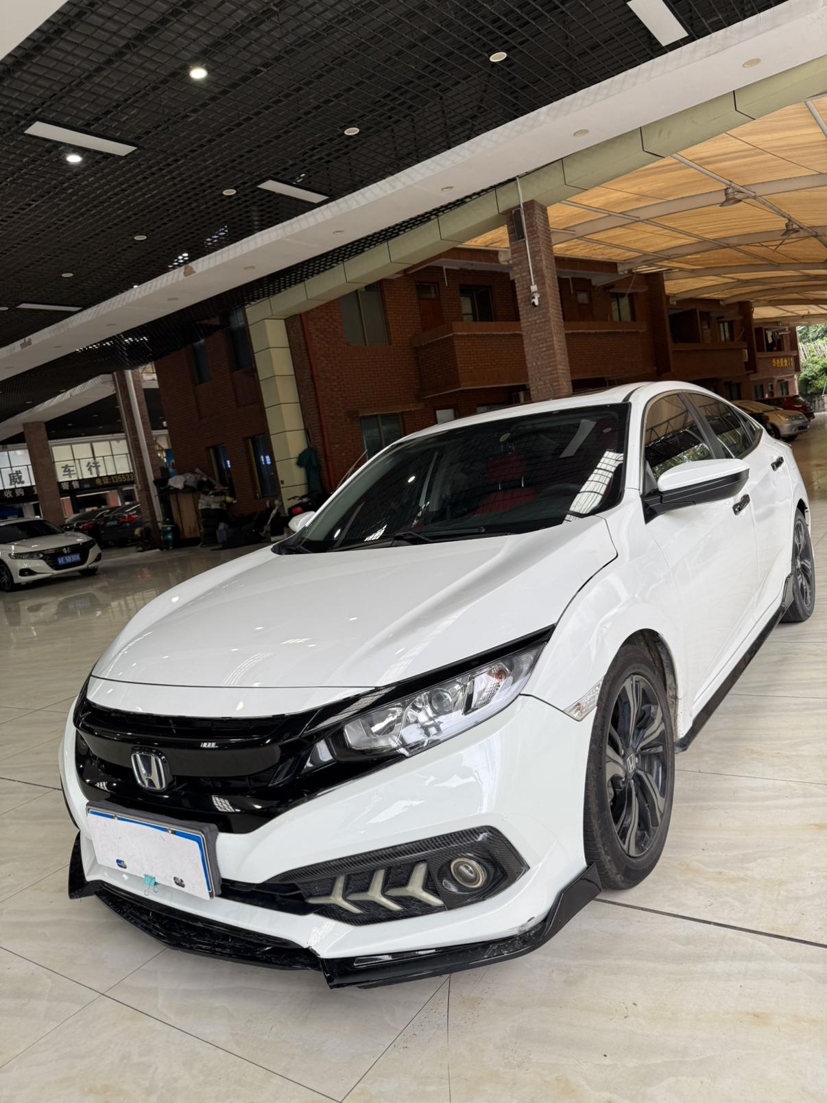 Honda Civic 2019 220TURBO CVT Dynamic China VI