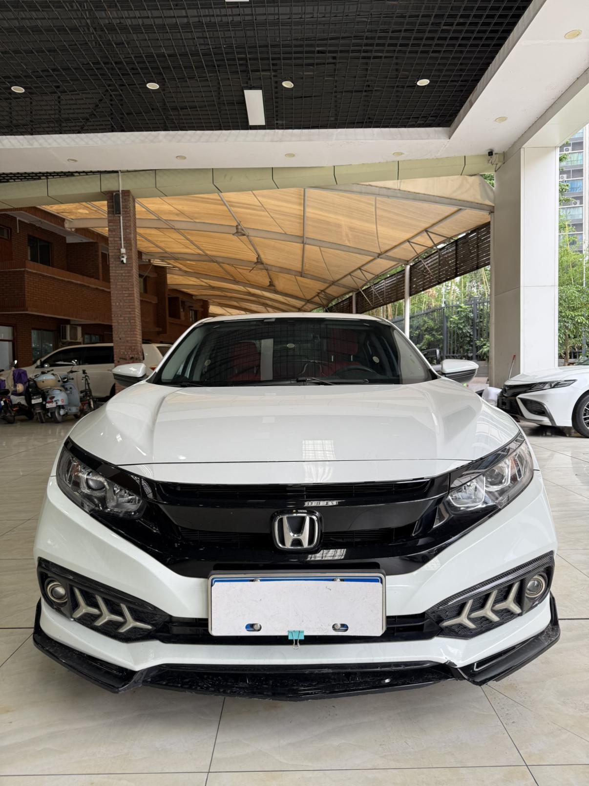 Honda Civic 2019 220TURBO CVT Dynamic China VI