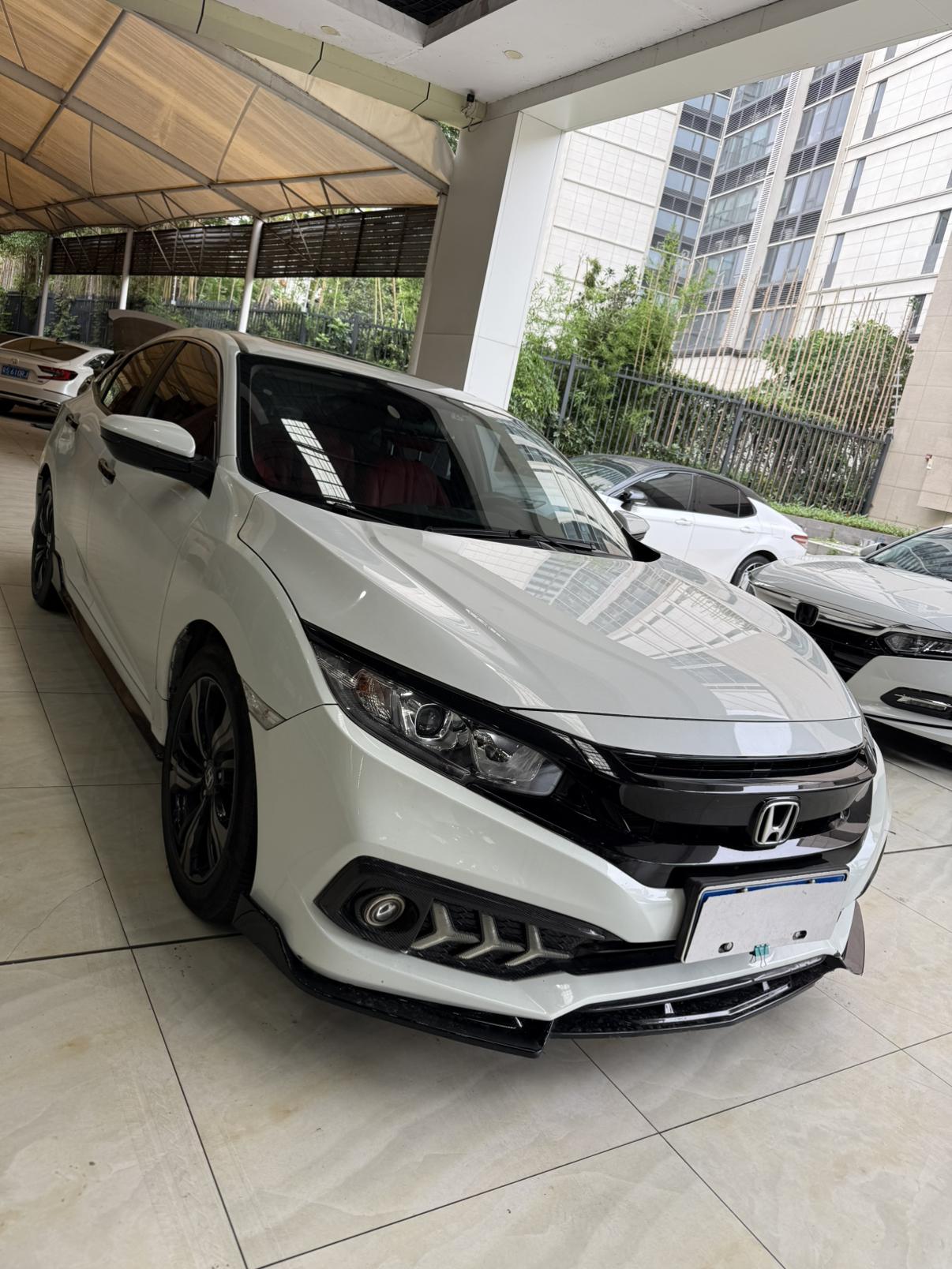 Honda Civic 2019 220TURBO CVT Dynamic China VI