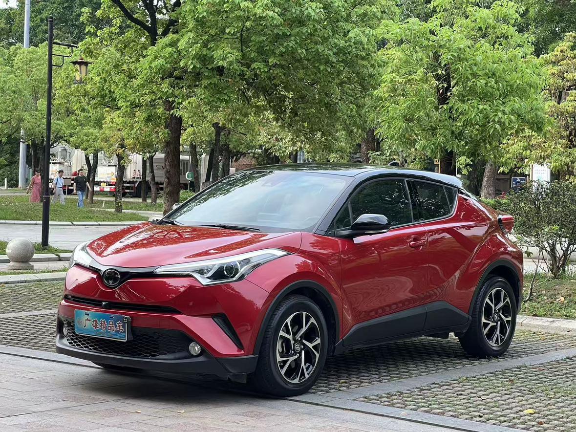 Toyota C-HR 2020 2.0L Leading