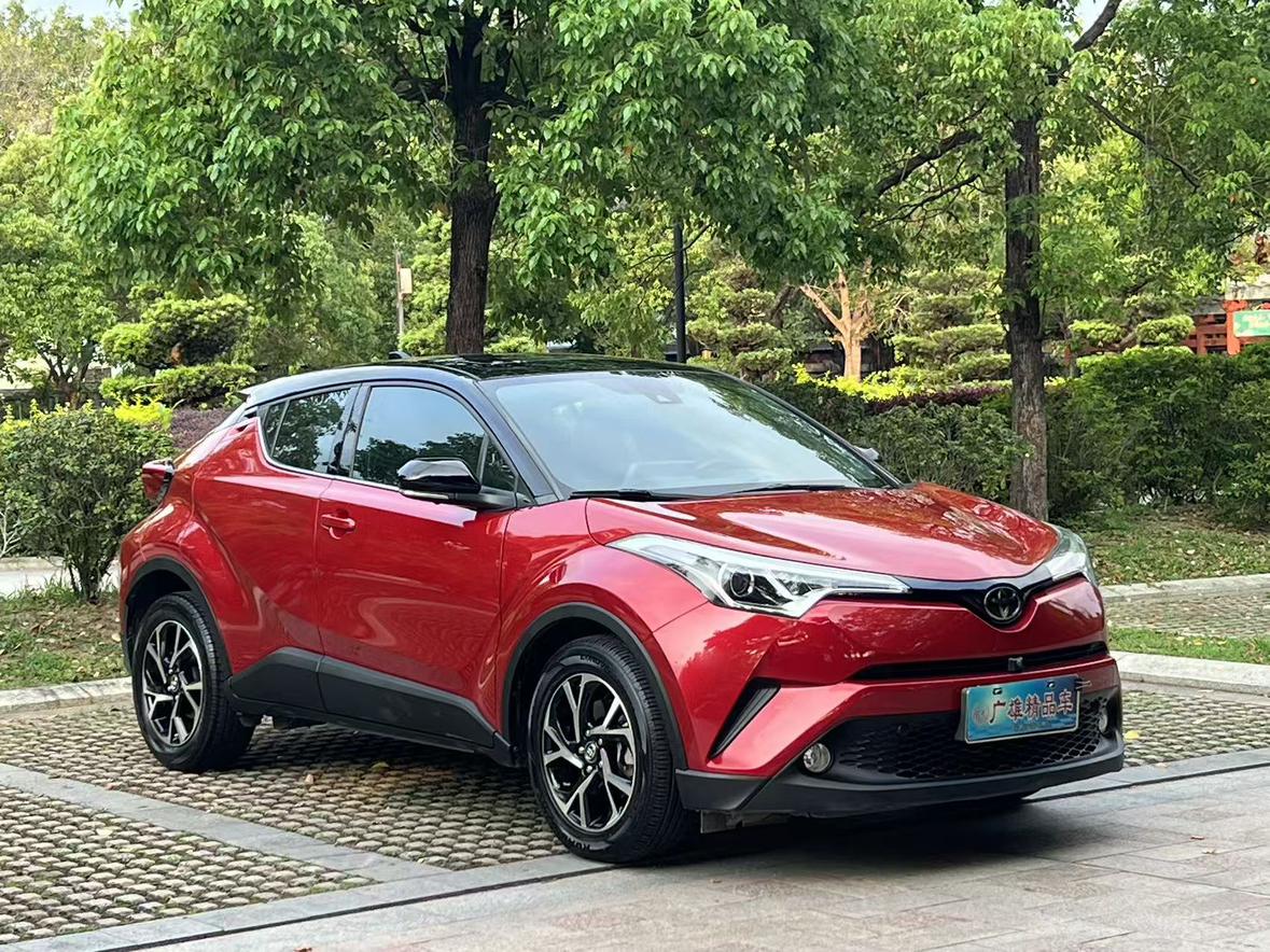 Toyota C-HR 2020 2.0L Leading