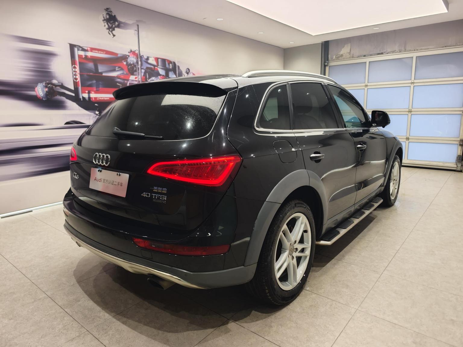 Audi Q5 2018 Heritage 40 TFSI Tech