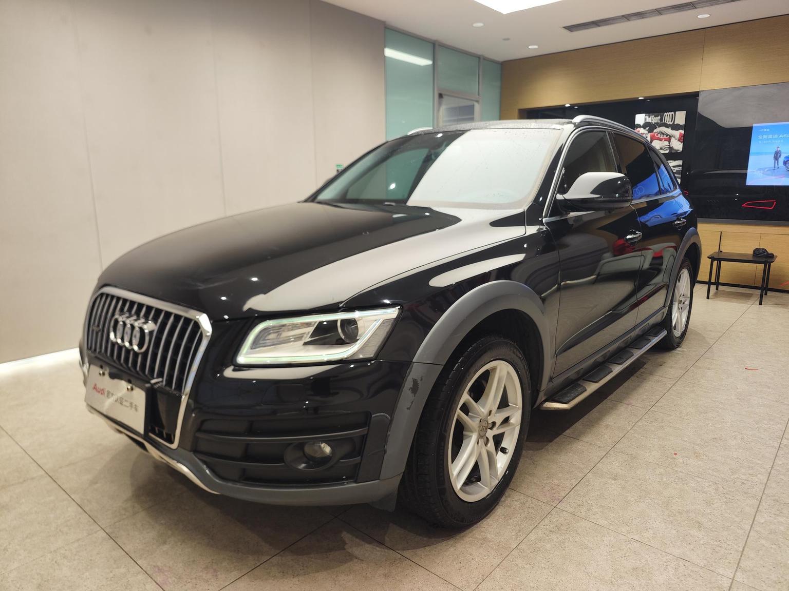 Audi Q5 2018 Heritage 40 TFSI Tech