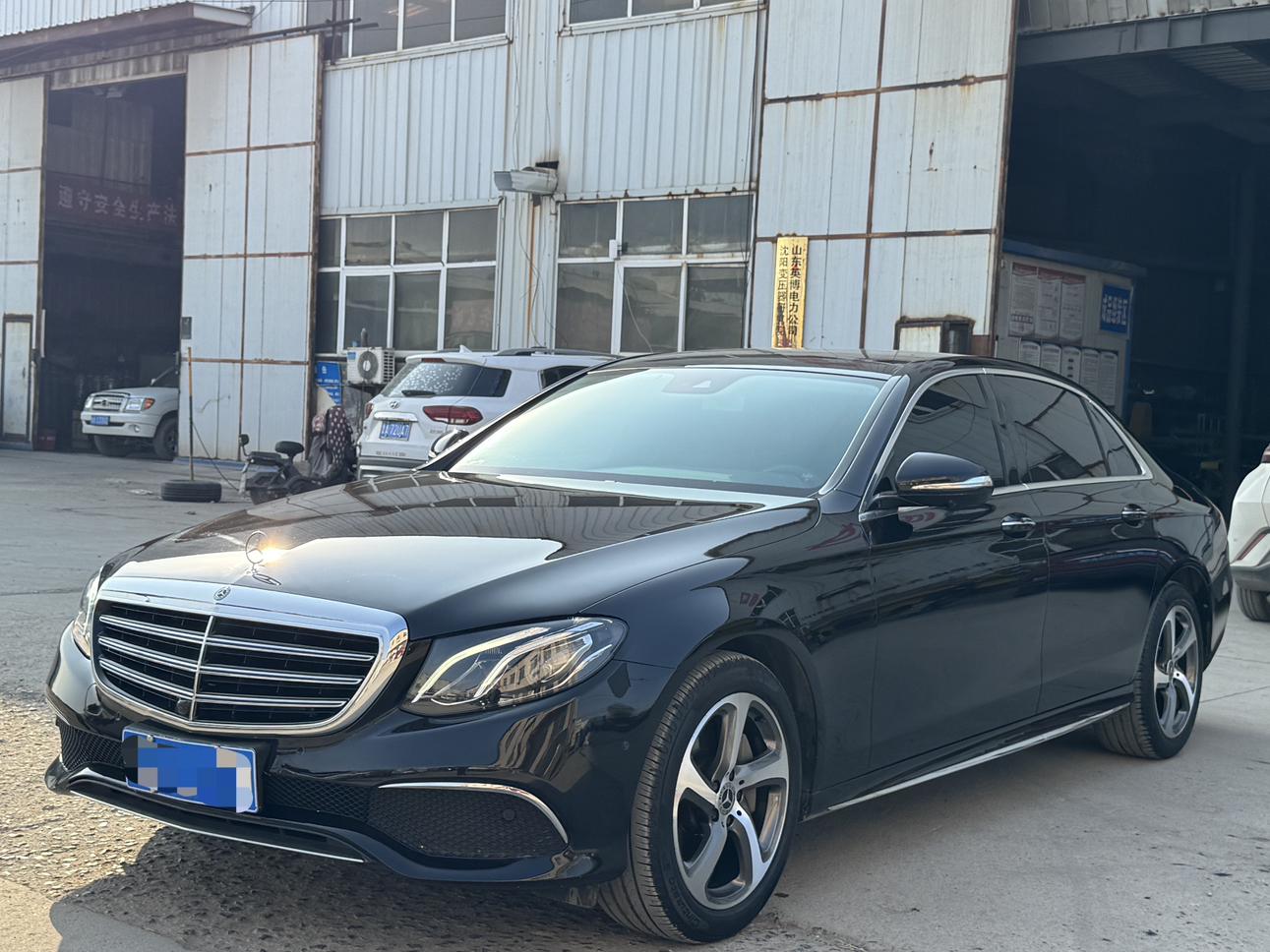 Mercedes-Benz E Class 2018 E 300 L Luxury