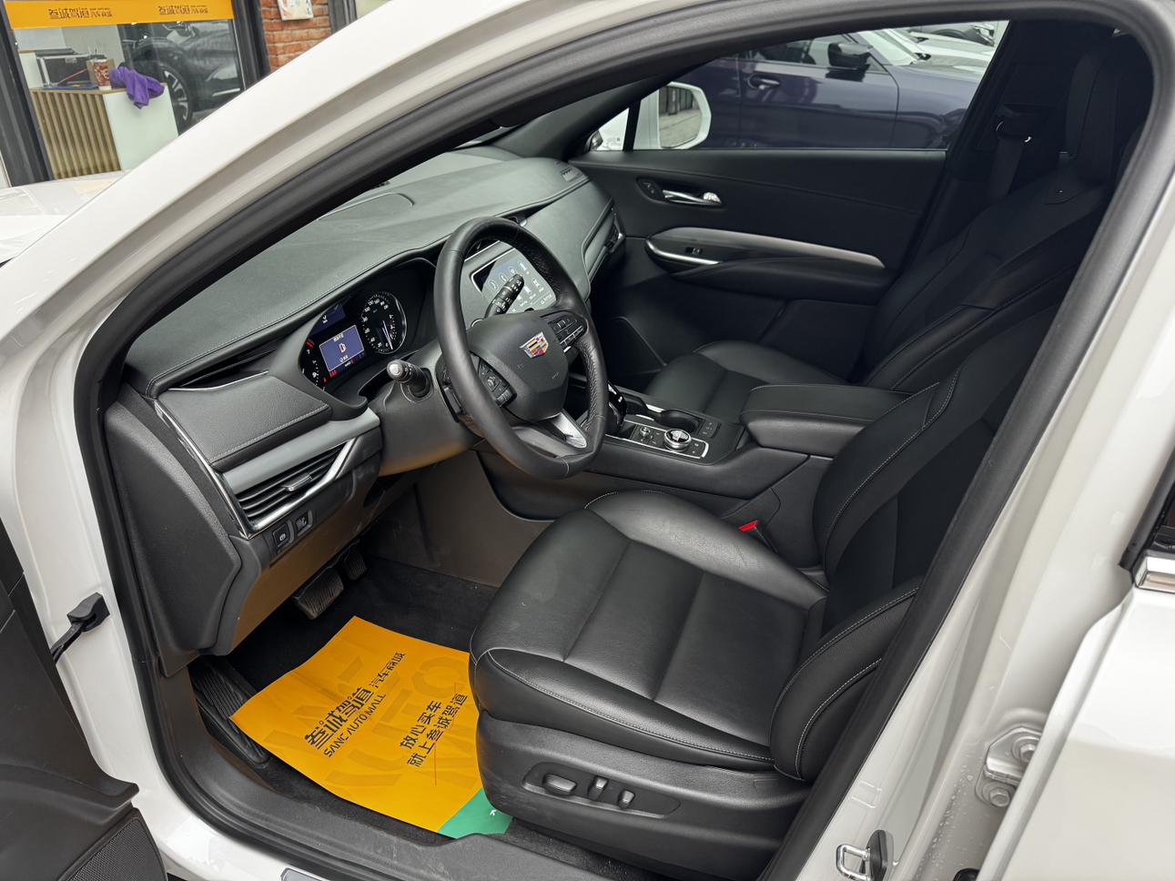Cadillac XT4 2020 Facelift 28T 2WD Luxury
