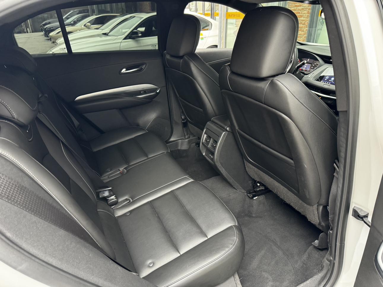 Cadillac XT4 2020 Facelift 28T 2WD Luxury