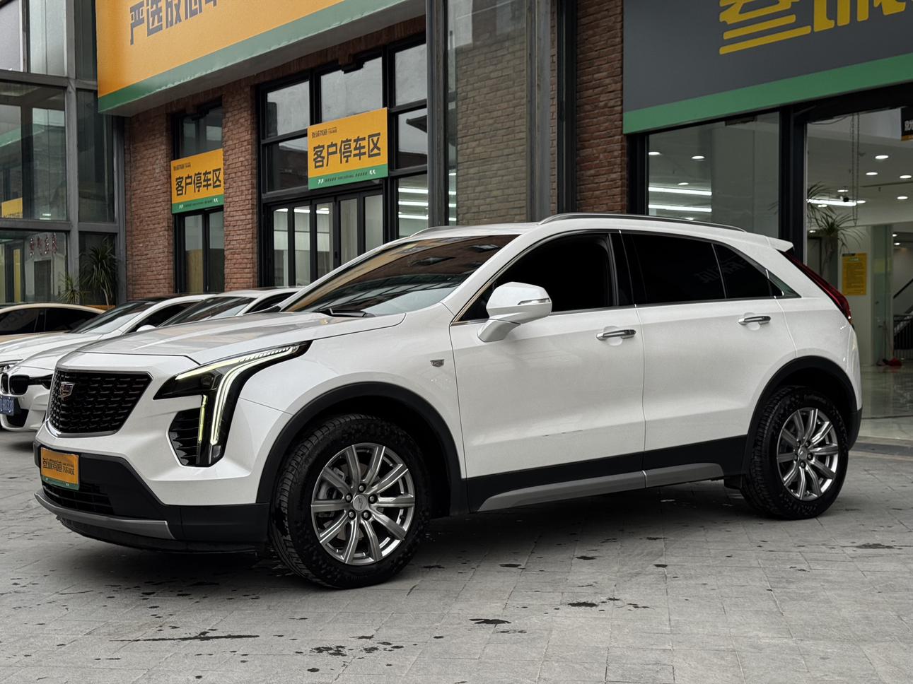 Cadillac XT4 2020 Facelift 28T 2WD Luxury