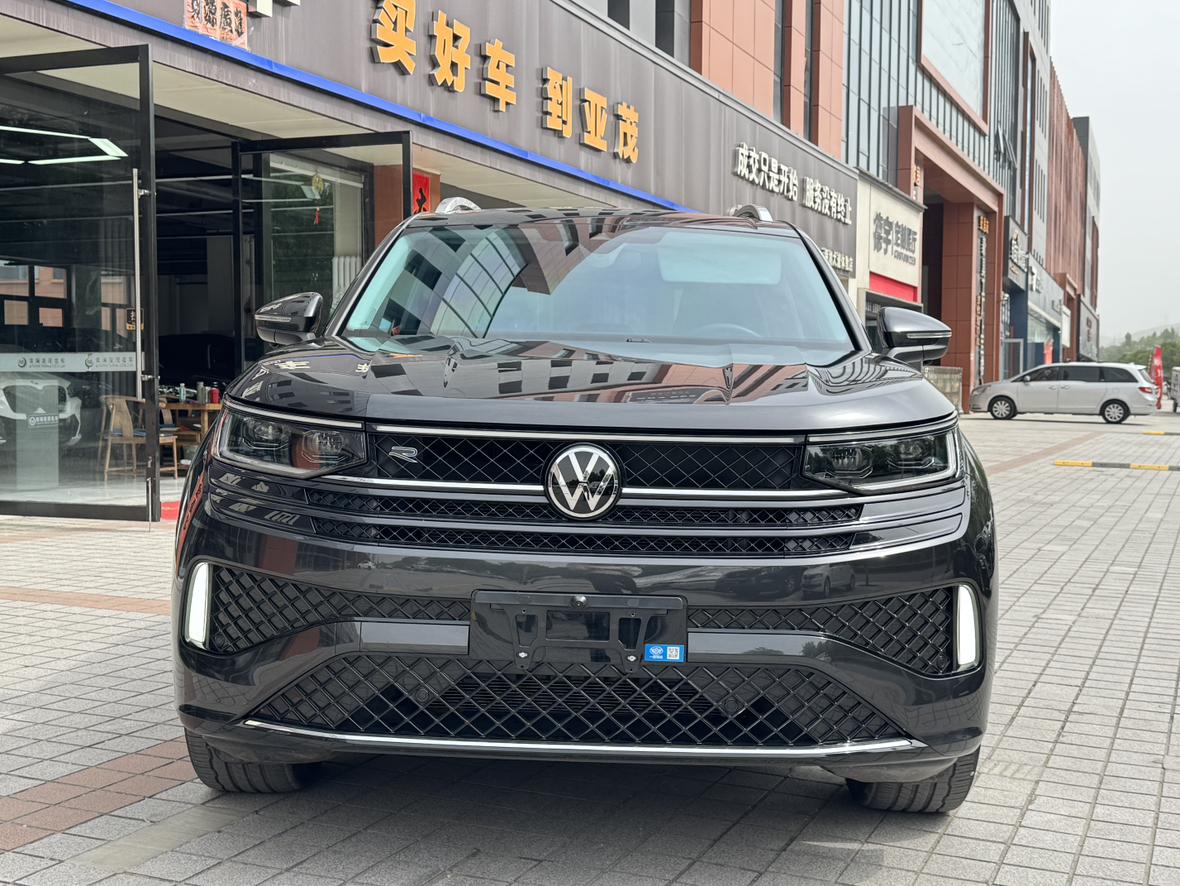 Volkswagen 2024 380TSI 4WD R-line