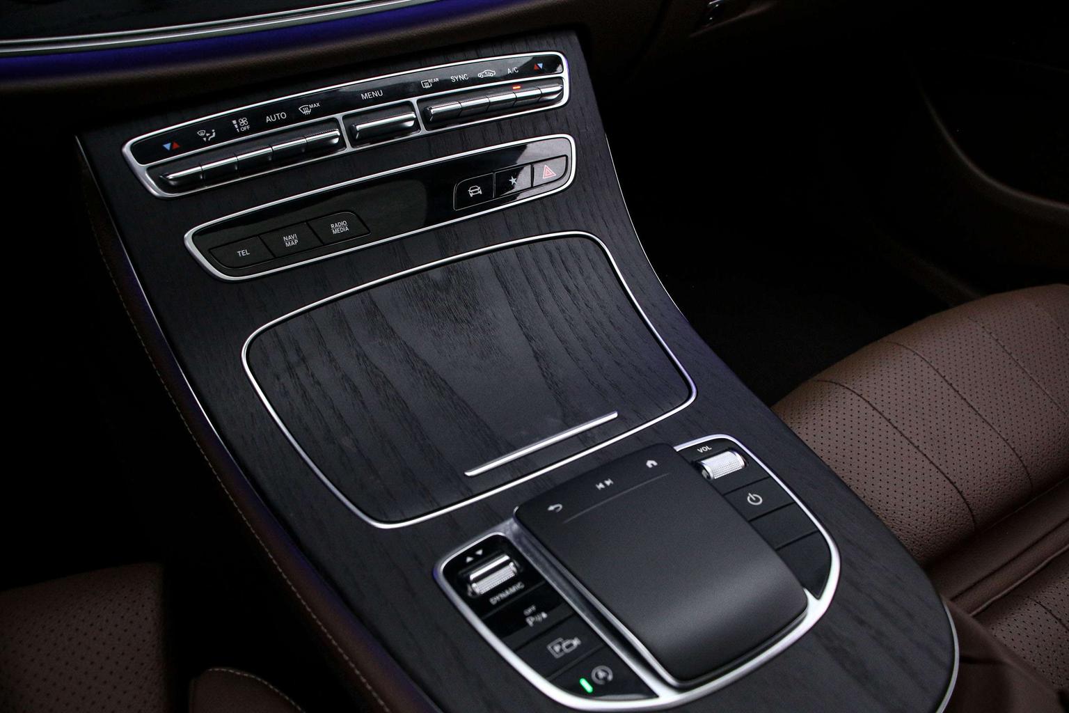 Mercedes-Benz E Class 2022 Facelift E 300 L Fashion Sedan