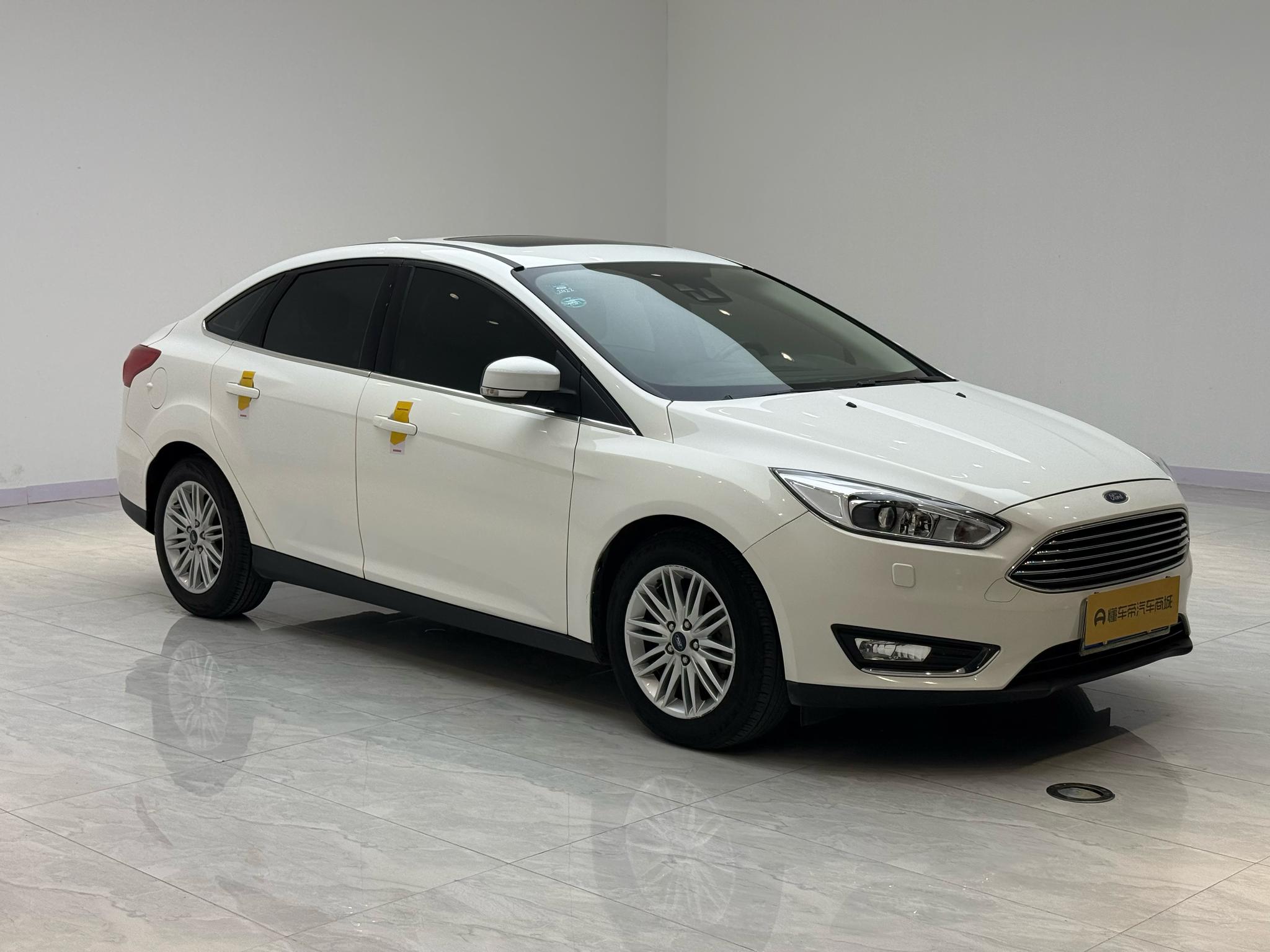 Ford Focus 2018 Classic Sedan EcoBoost 180 Auto Flagship