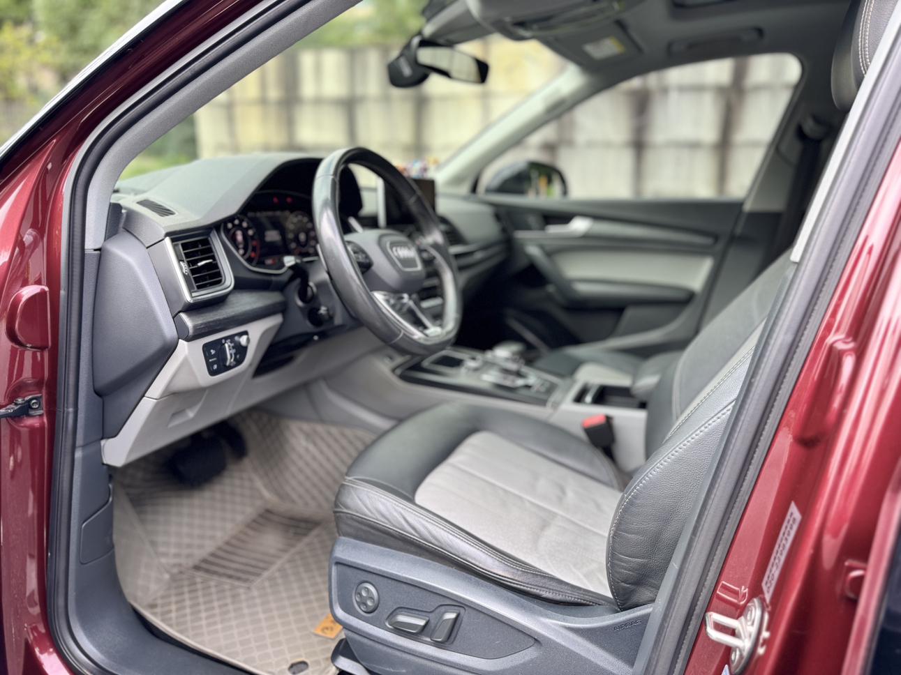 Audi Q5L 2018 45 TFSI Premium Luxury Sport China V