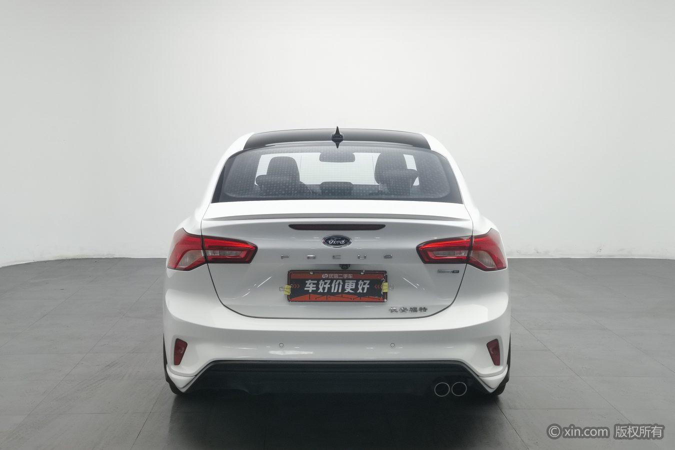 Ford Focus 2020 Sedan EcoBoost 180 Auto ST Line