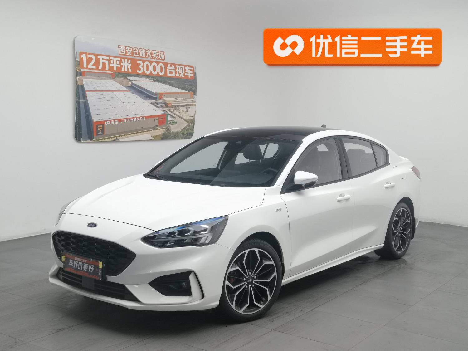 Ford Focus 2020 Sedan EcoBoost 180 Auto ST Line