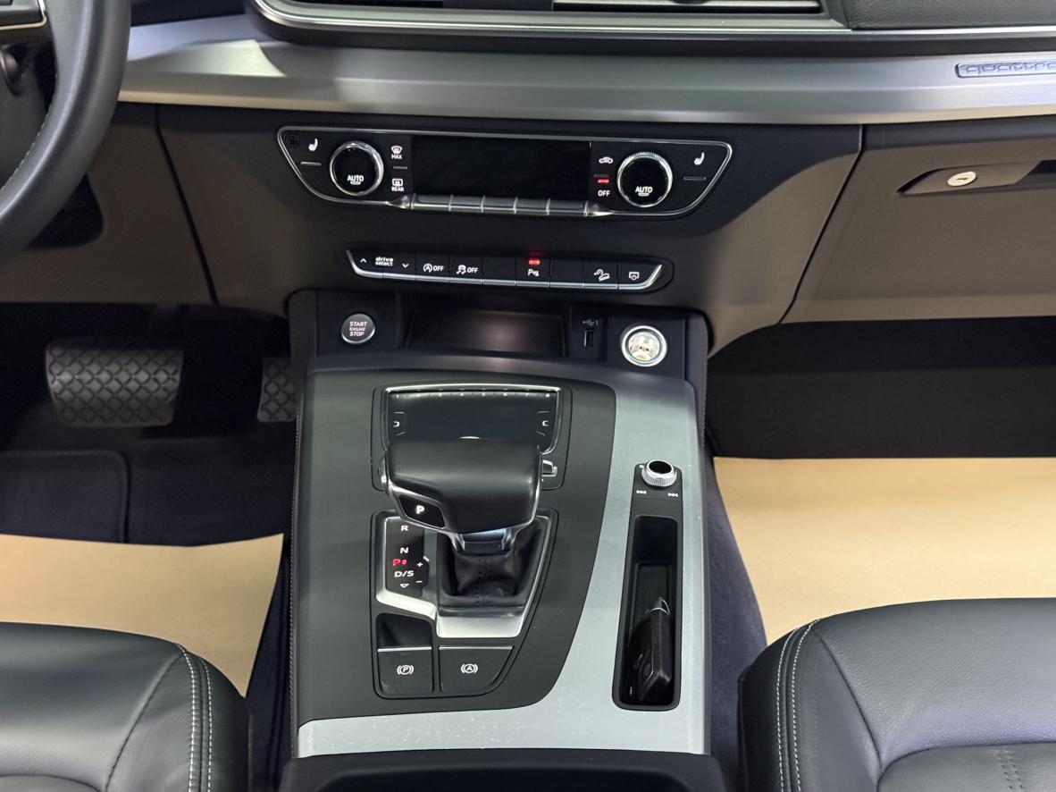 Audi Q5L 2020 Facelift 40 TFSI Fashion