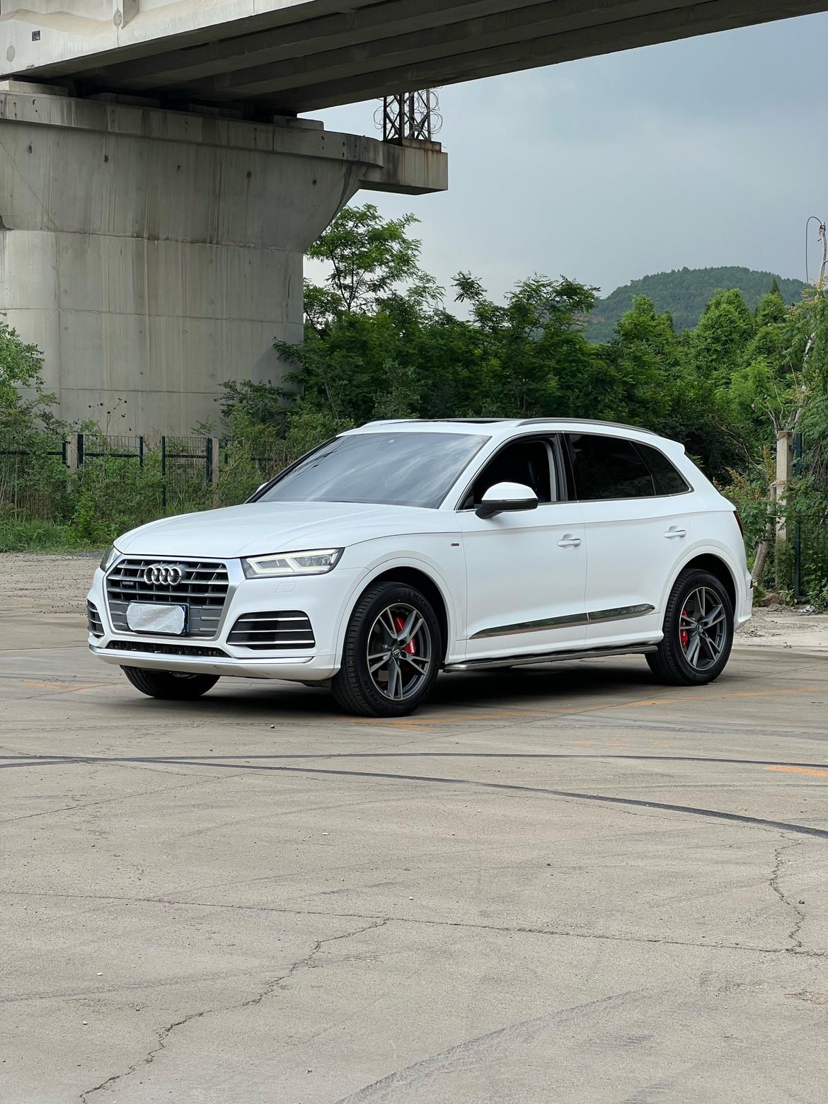 Audi Q5L 2020 40 TFSI Fashion