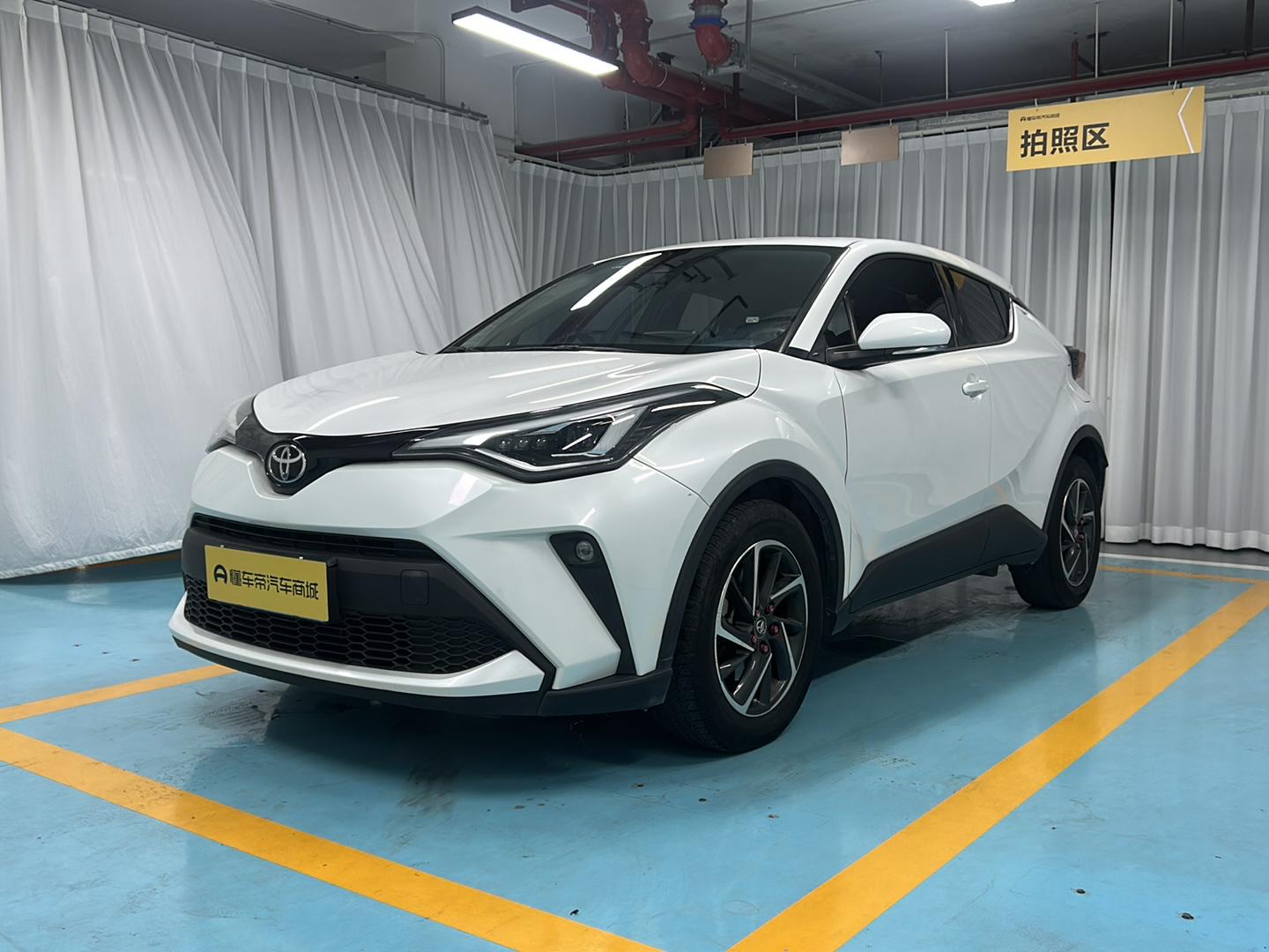 Toyota C-HR 2021 2.0L Luxury