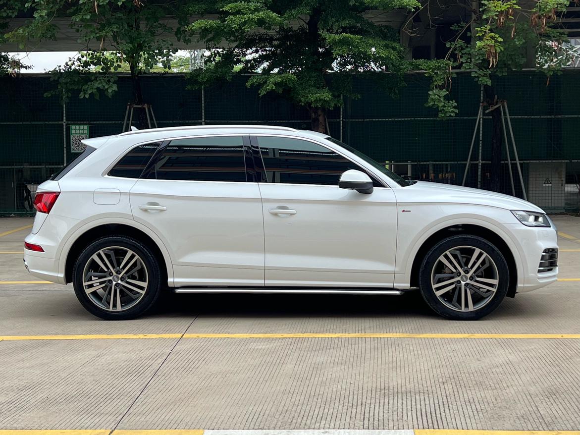 Audi Q5L 2018 40 TFSI Fashion China VI