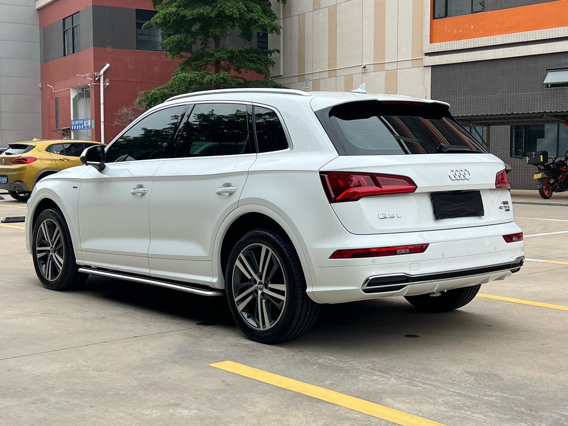 Audi Q5L 2018 40 TFSI Fashion China VI