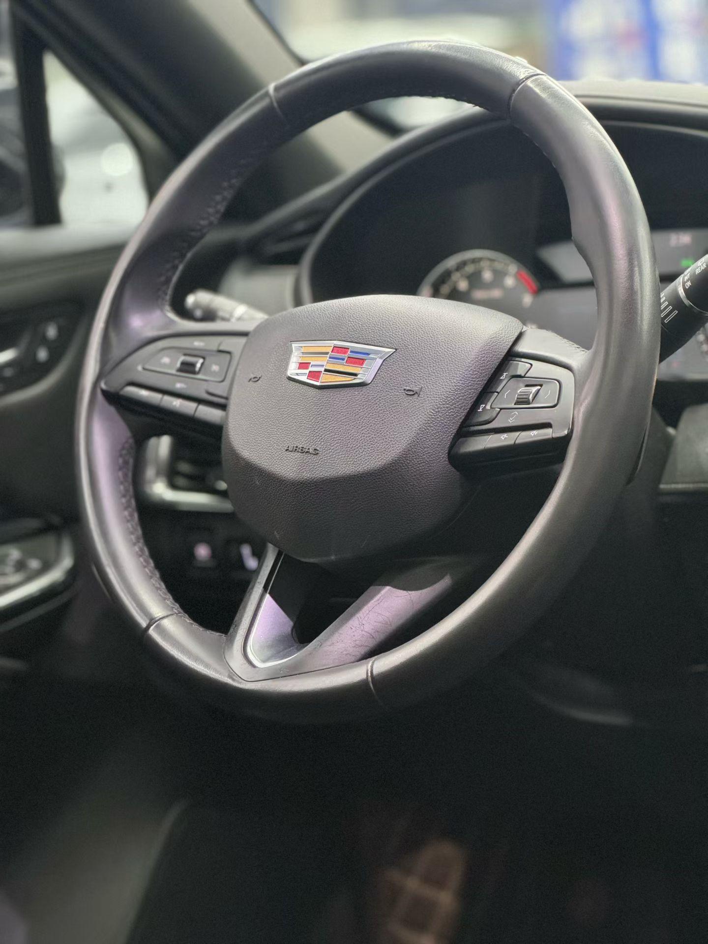 Cadillac XT4 2018 28T 2WD Tech