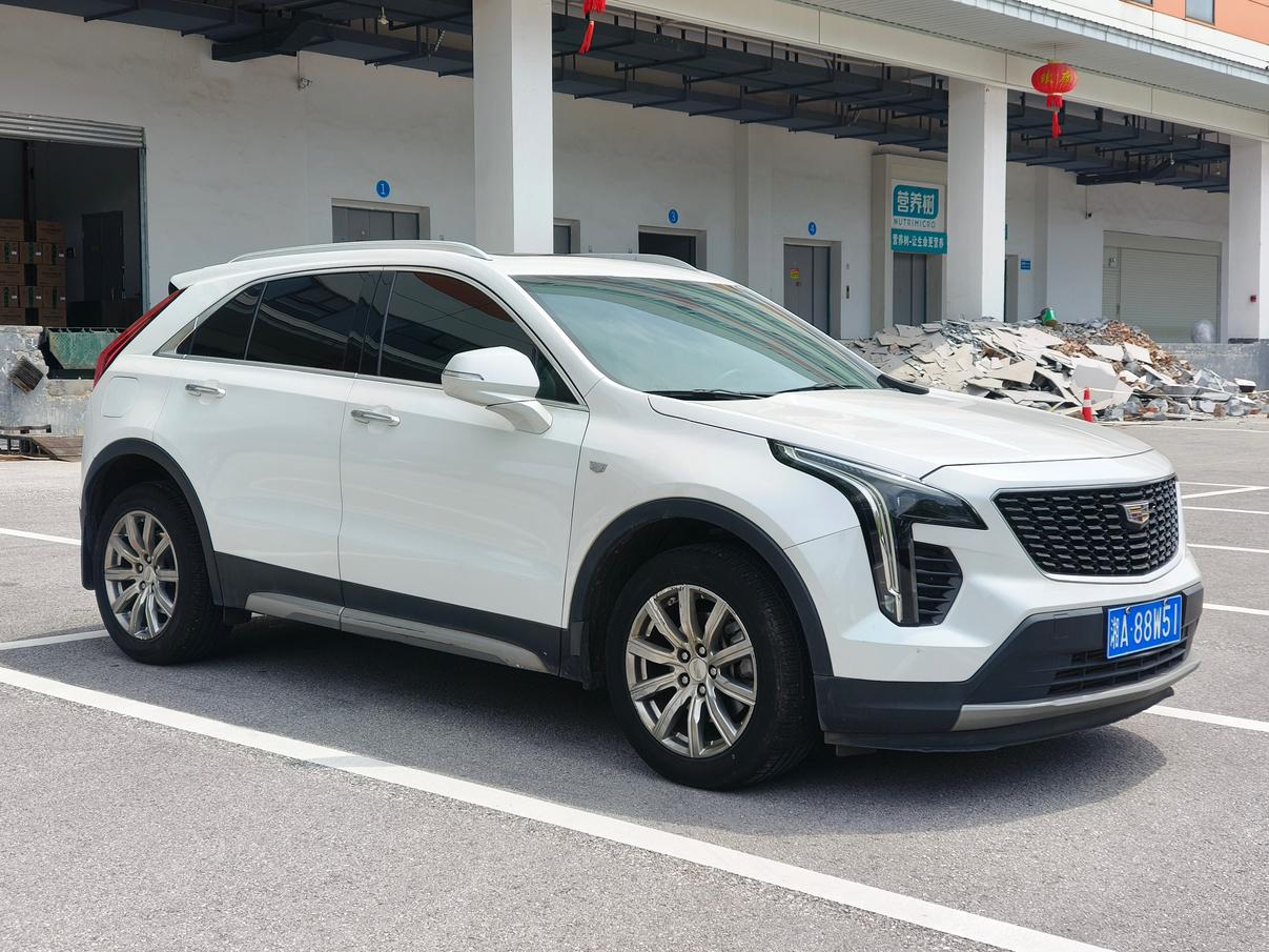 Cadillac XT4 2018 28T 2WD Leading