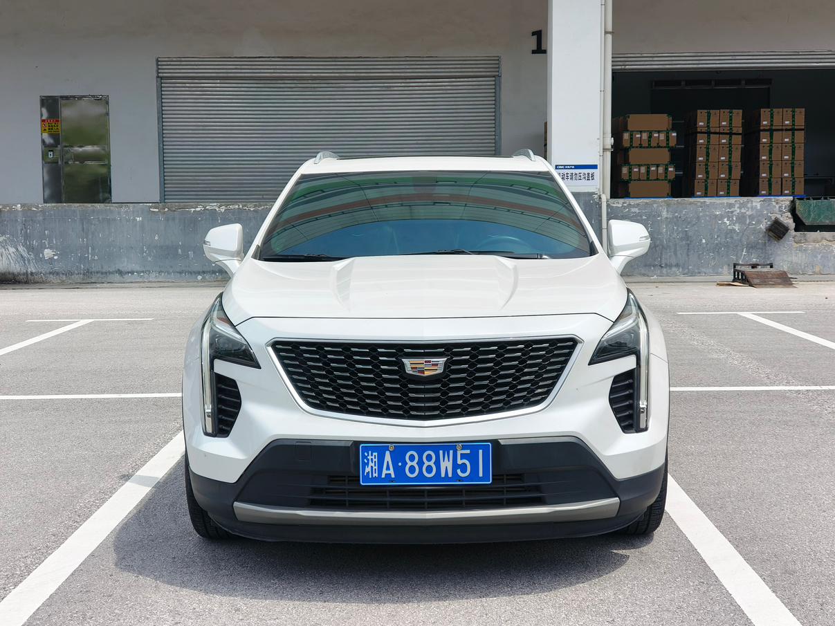 Cadillac XT4 2018 28T 2WD Leading