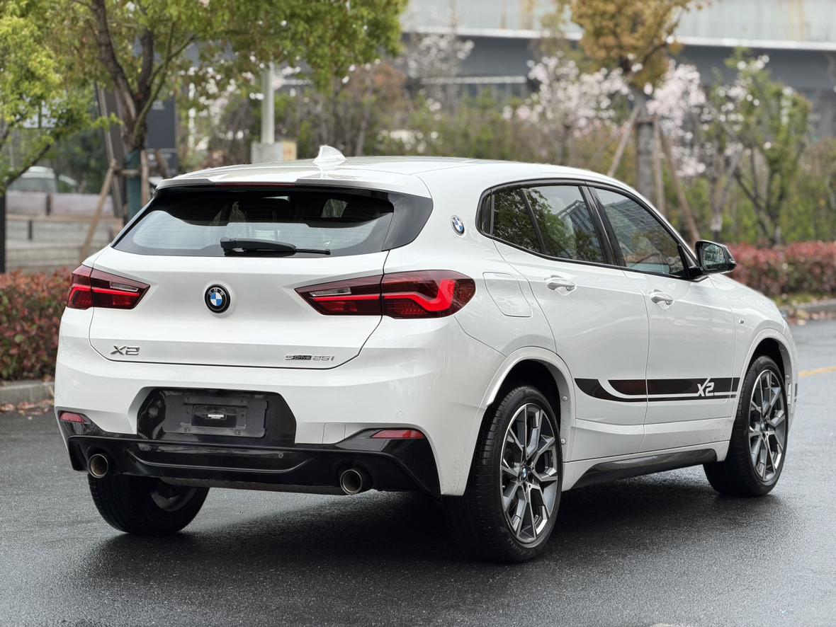 BMW X2 2022 xDrive25i