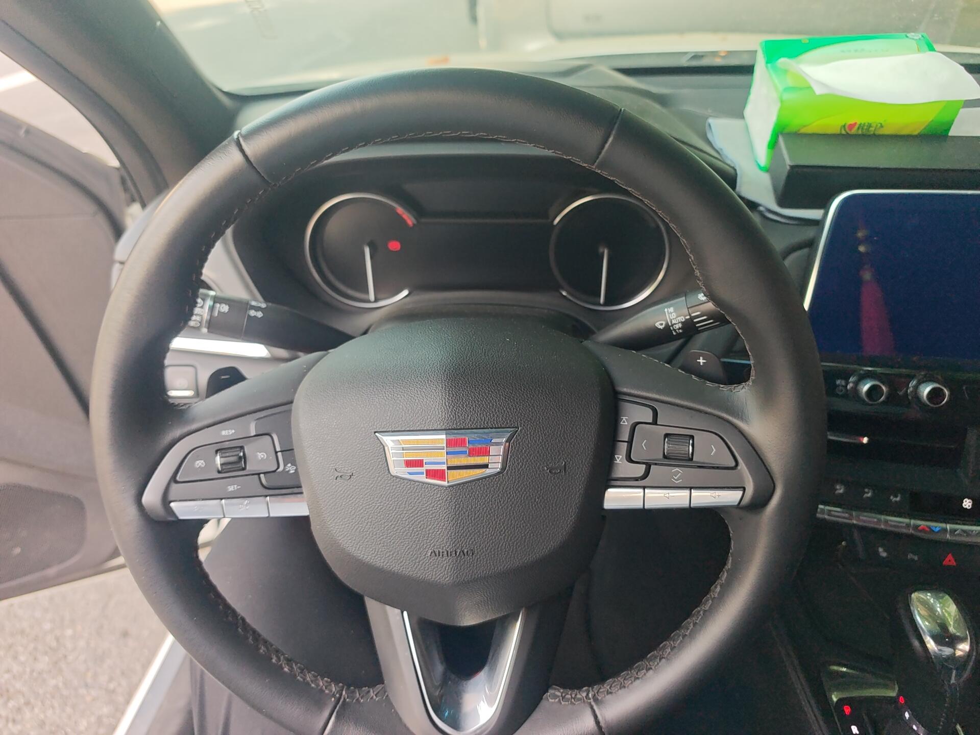 Cadillac CT4 2023 28T Luxury
