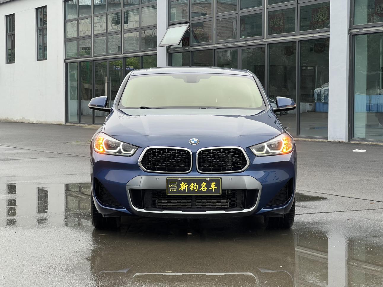 BMW X2 2023 sDrive25i M Sport Shadow Night