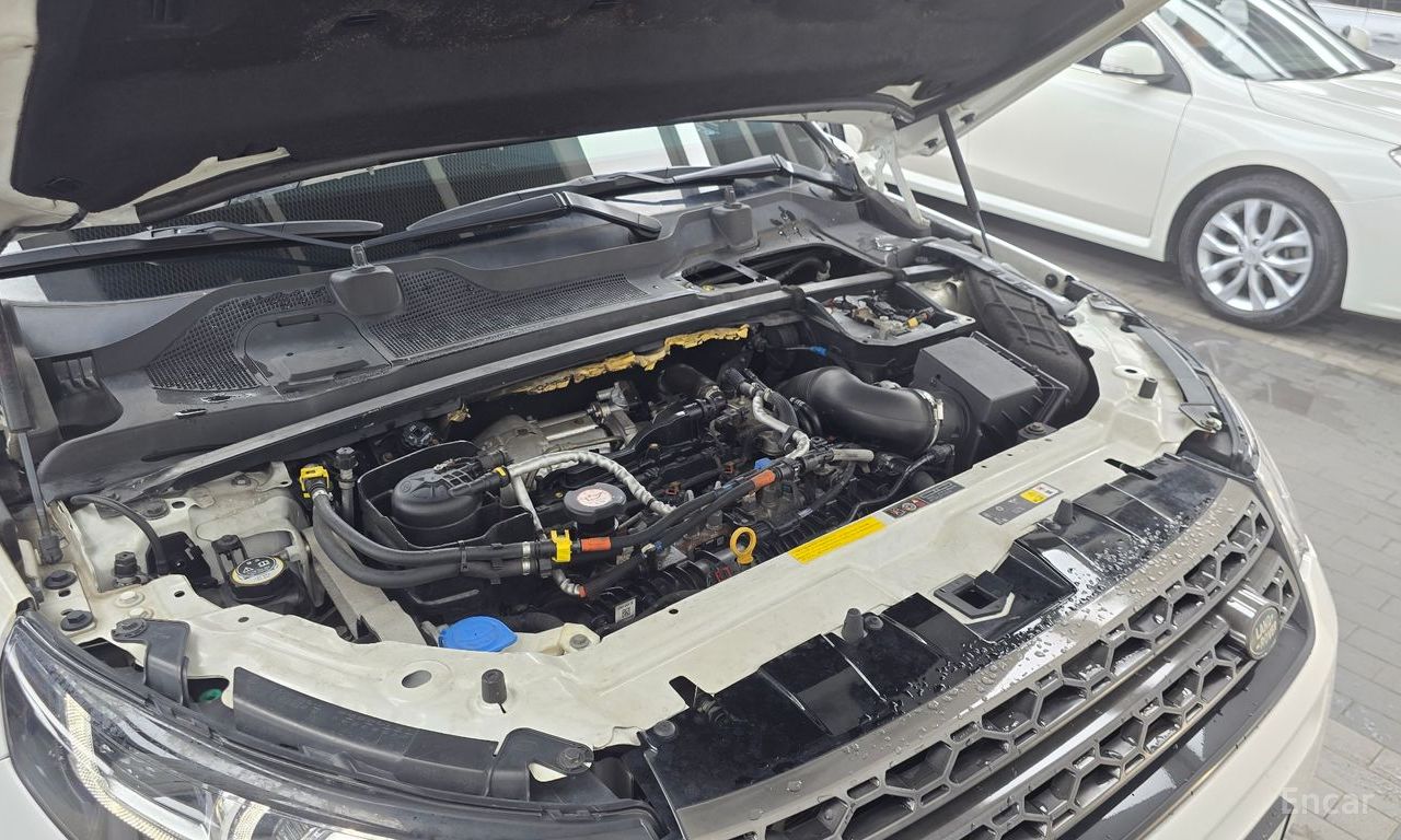 Land Rover Discovery Sports 2.0 TD4 SE (150 horsepower) 2018