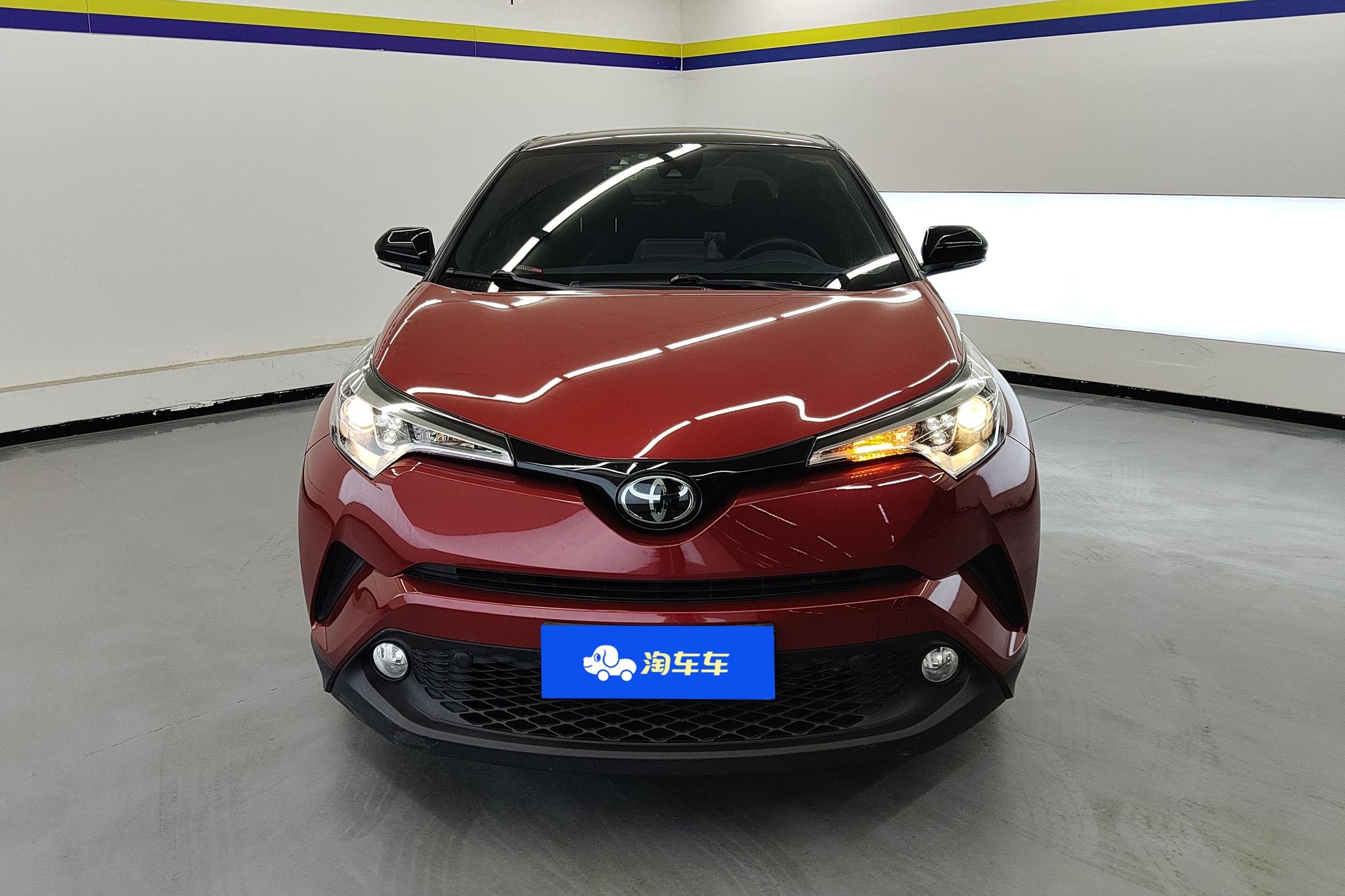 Toyota C-HR 2018 2.0L Leading Sunroof China VI