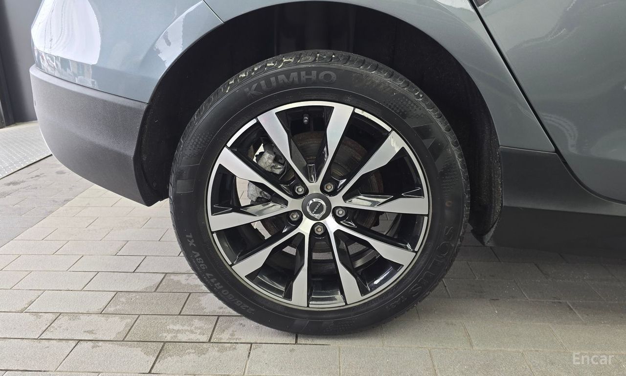 Volvo V40 Cross Country D3 2019