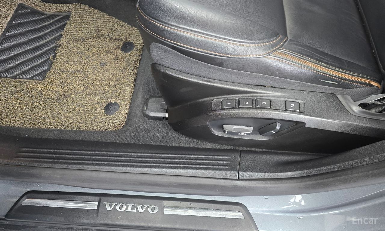 Volvo V40 Cross Country D3 2019